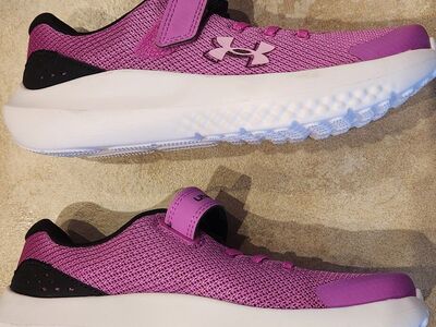 Under Armour, size 3Y