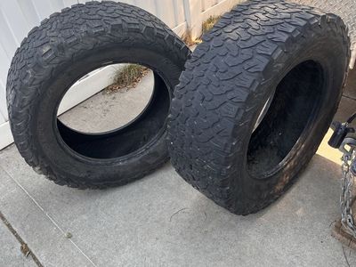 Bf Goodrich 35/12.5/r20 pair
