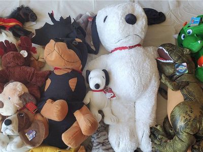 Massive Plush Toy Lot! Over 80 Items - Snoopy, Animals, Dinosaurs, & More - Great Deal!