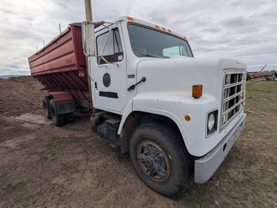 International Spud truck