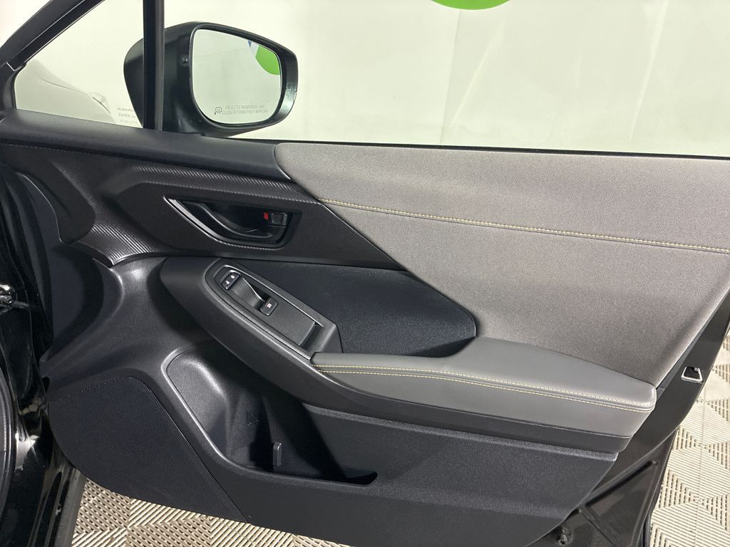 Main image 33