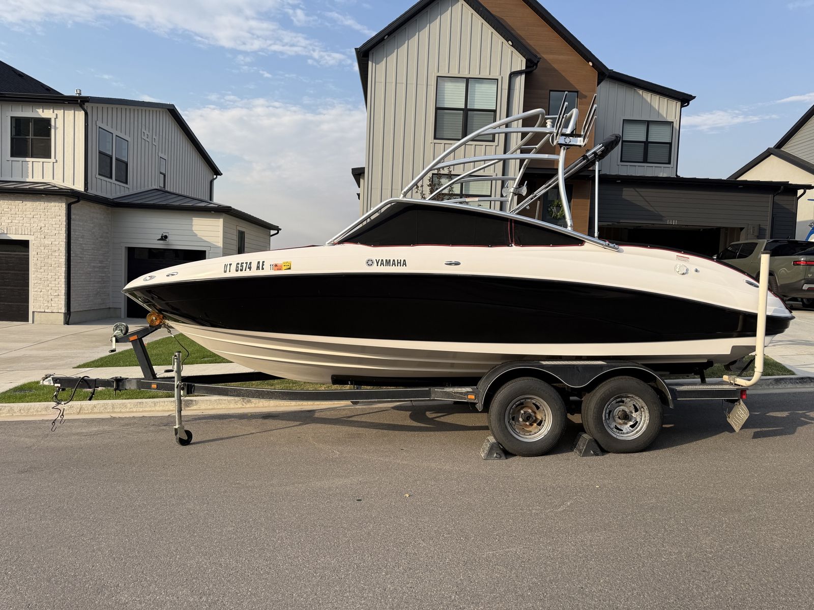 2007 Yamaha AR210 Twin Engine Jet Boat - Wakeboard Tower, Perfect Pass, Ballast Bags
