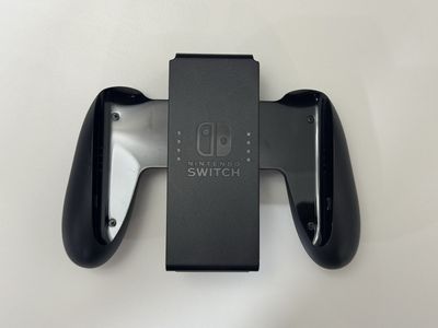 Nintendo Switch Grip Controller / Good Condition