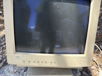CTX Vintage CRT Computer Monitor - Classic Beige Display
