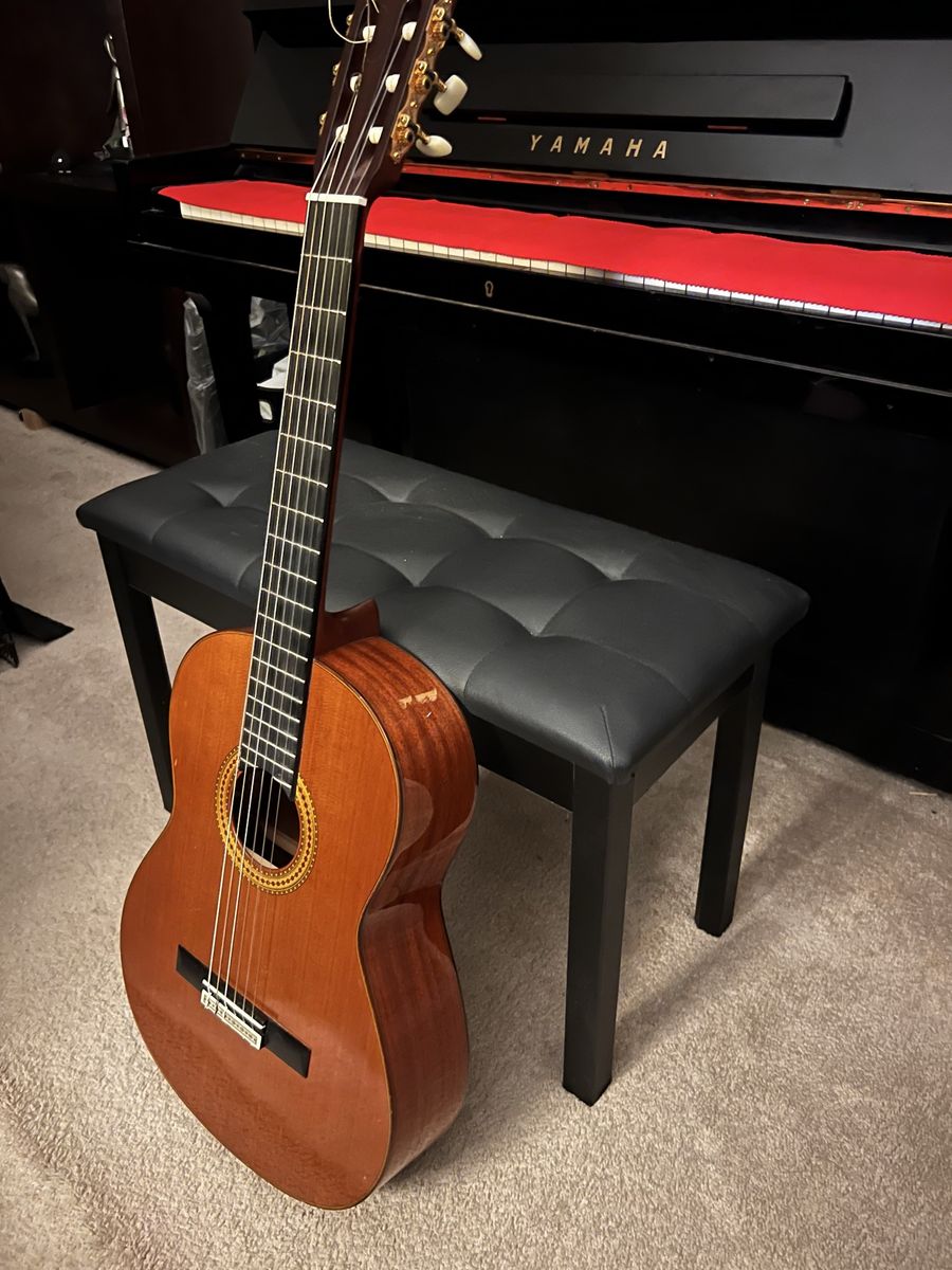 Yamaha GC12C Grand Concert Classical Acoustic Guitar