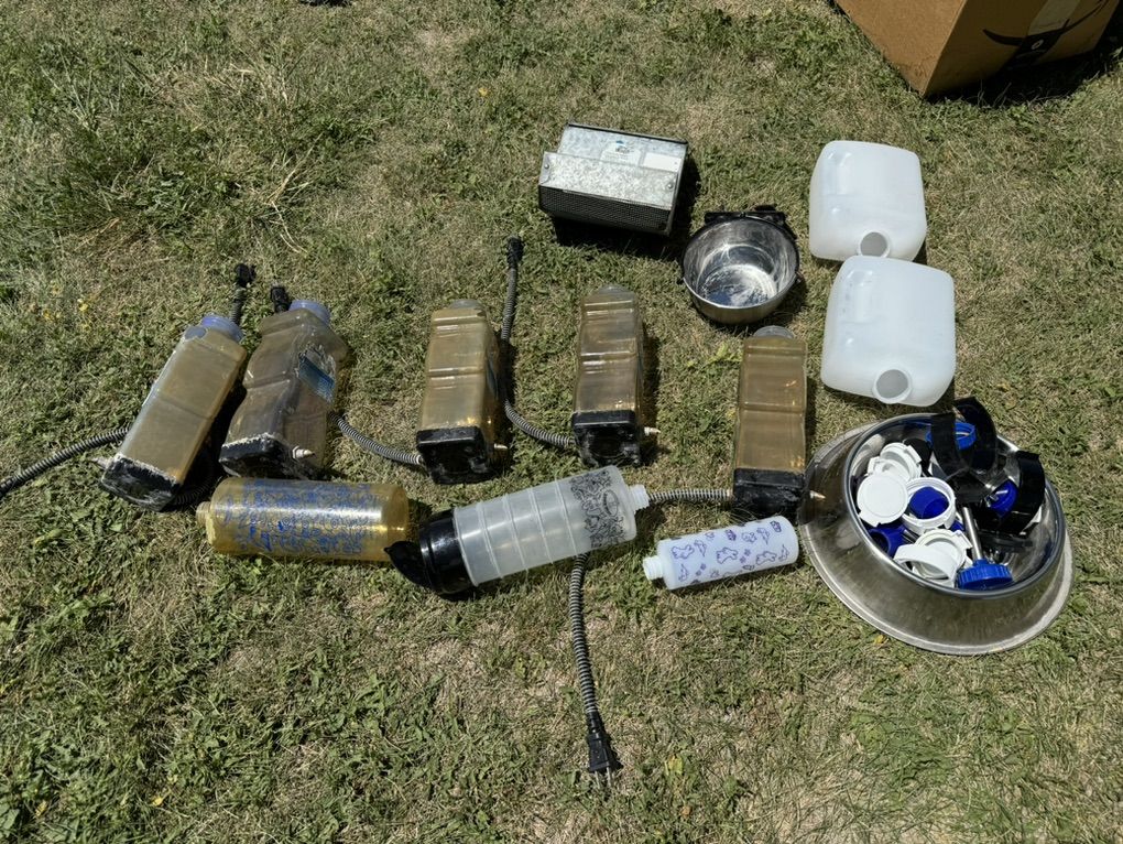 Main image 6