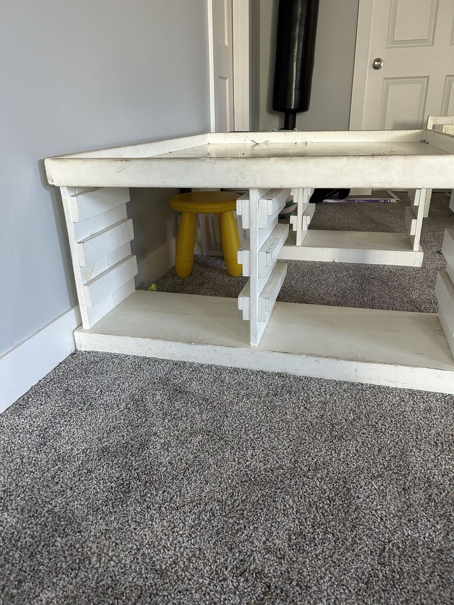 Lego/train table