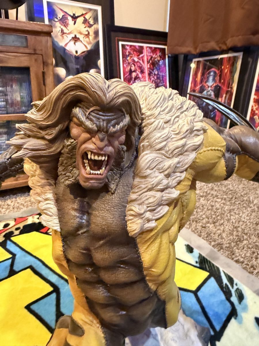 Sabertooth sideshow premium format statue 