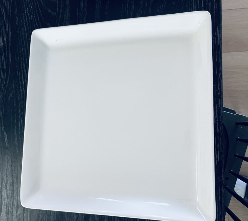 15” square serving tray Pampered Chef