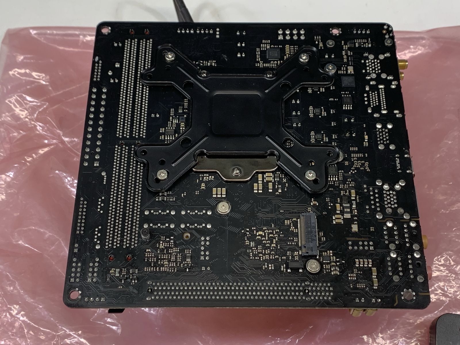 Main image 6
