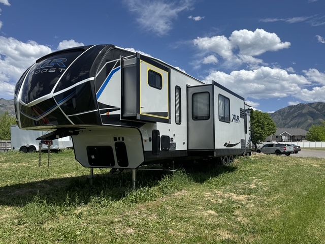 Forest River XLR Boost Toy Hauler 2021 Camp Trailer 36TSX16, 16 foot garage