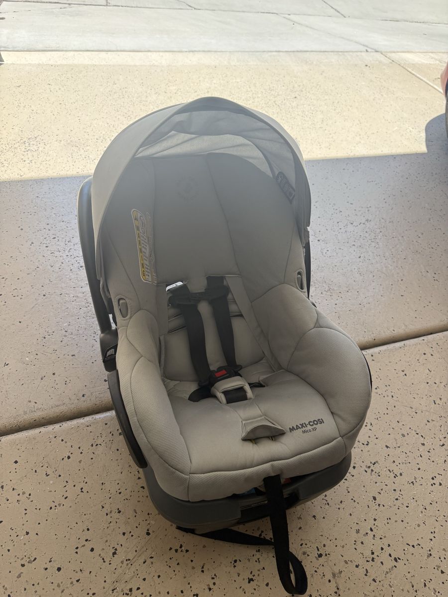 Maxi-Cosi Mico XP Infant Car Seat, Gray, UsedExcellent, Expiration Date 2029-09-25