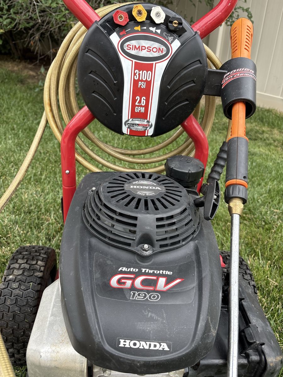 Simpson l Pressure Washer 3100 PSI 2.6 GPM with Honda GCV190 Engine with Auto Throttle
