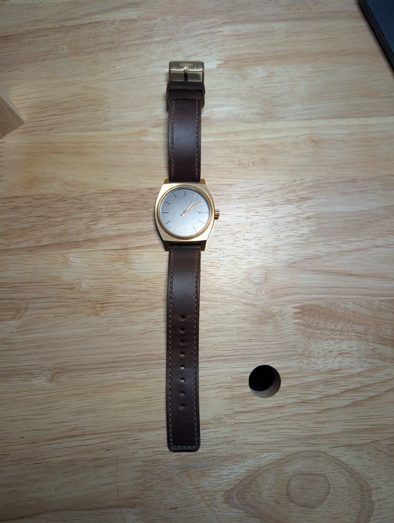 Nixon The Time Teller Leather Watch - Gold/Brown