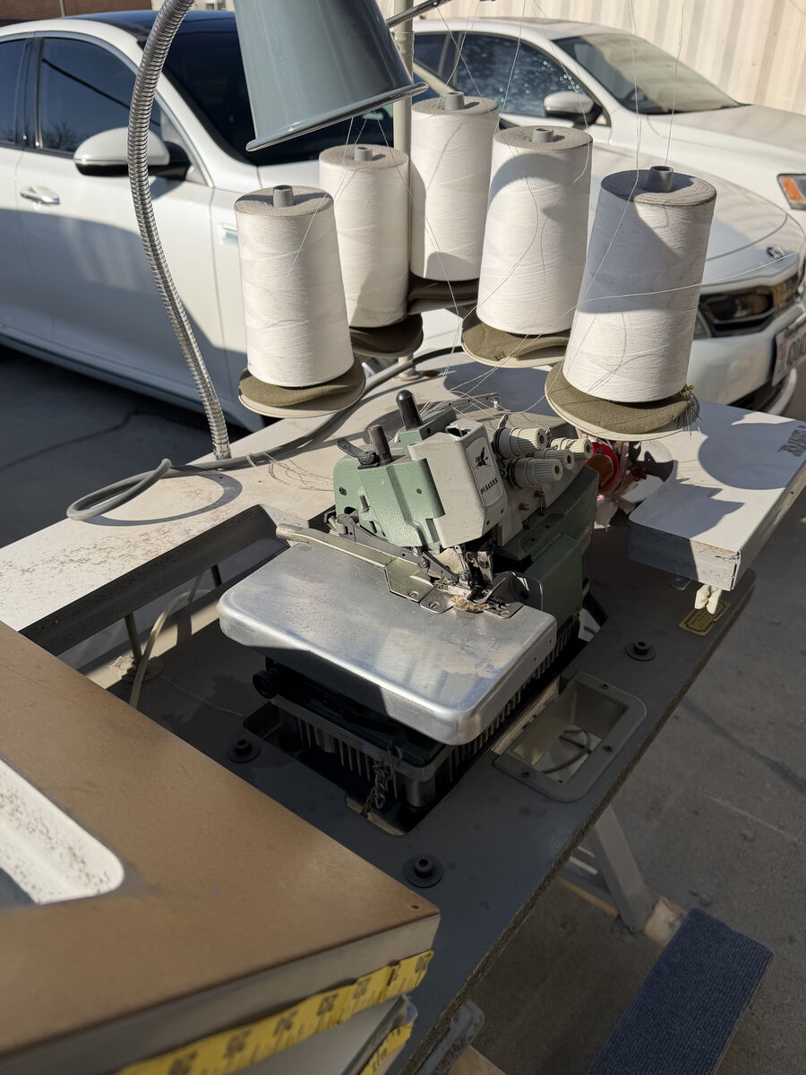 Pegasus 5 thread Industrial serger