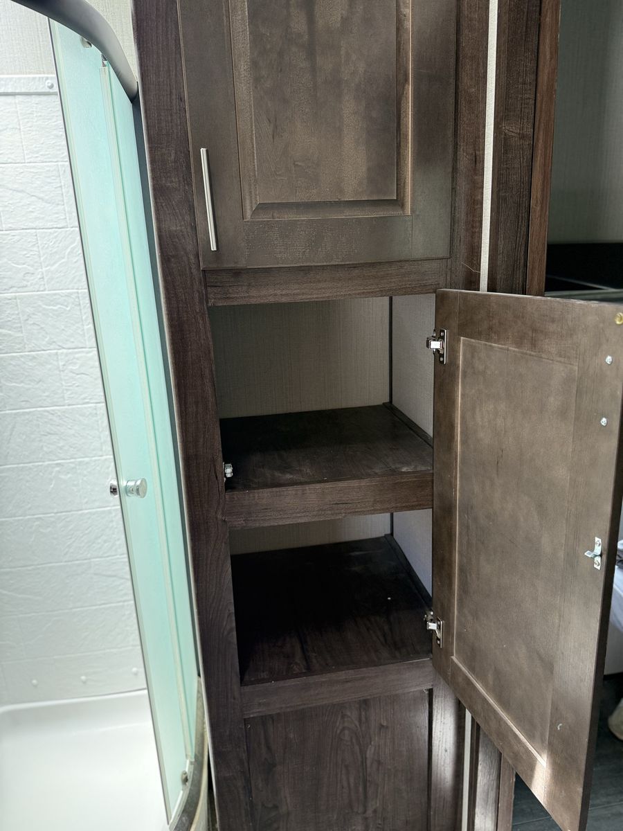 Main image 15