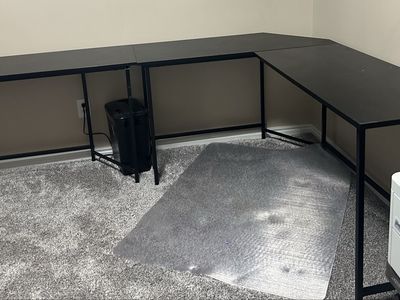 Black L-Shaped Corner Office Computer Desk with Metal Frame