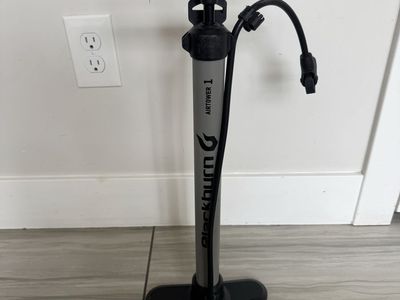 Blackburn Airtower 1 Floor Bicycle Pump - Silver & Black