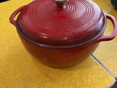 Lodge Enamored Cast Iron Dutch Oven Red 6 Qt