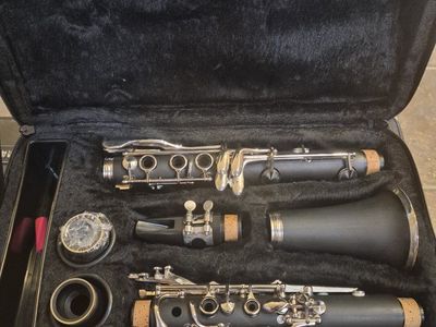 Bravo Clarinet with Warranty