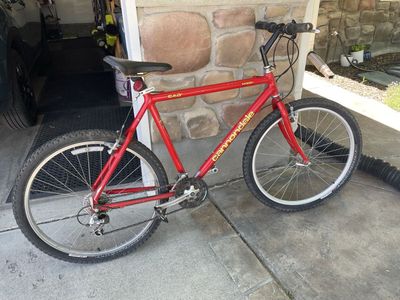 Vintage Cannondale M300SE CAD1 Red Mountain Bike