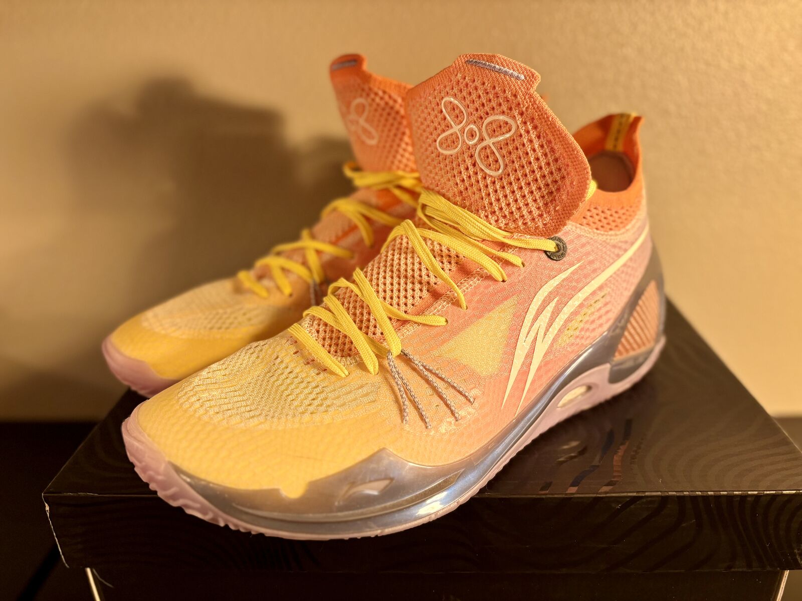 Basketball Shoes Mens Size 10 - Way of Wade 808 3 Ultra V2 - Used