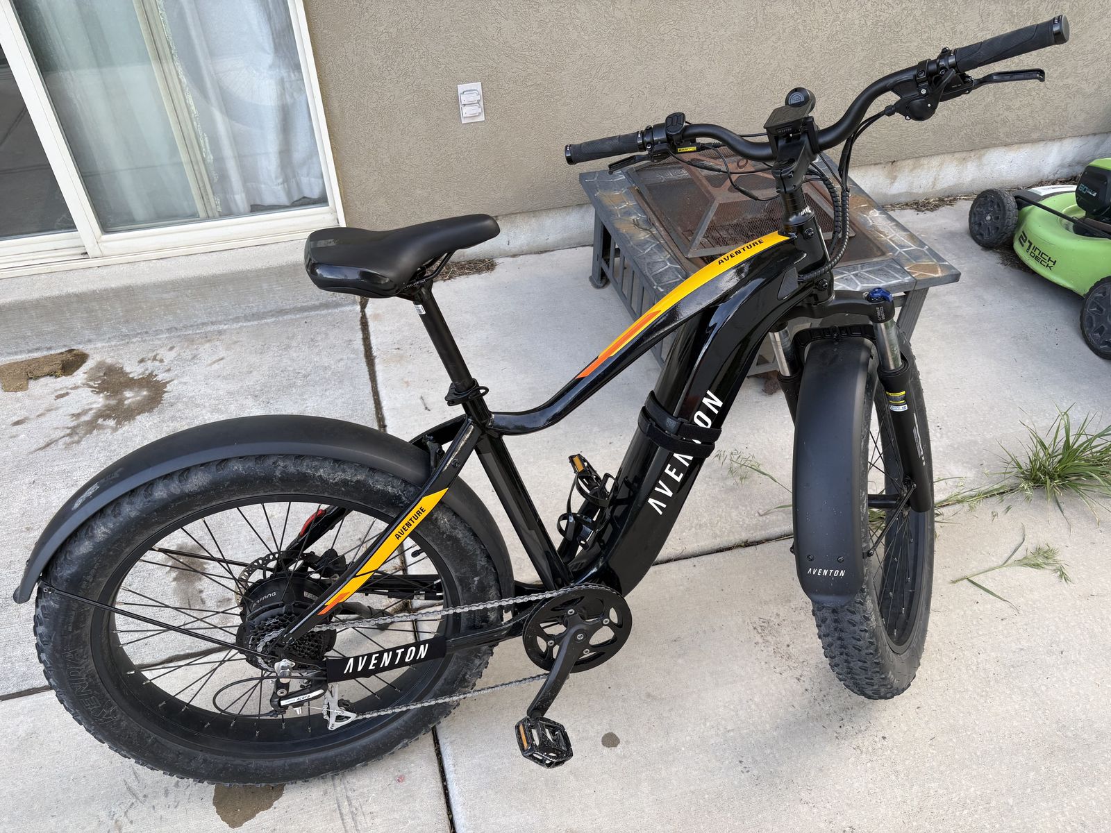 Aventon Aventure 1 fat tire E-bike