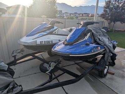 Set of 2 Yamaha Waverunners