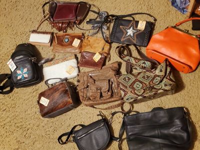 RG Collection Cowhide & Tooled Leather Western Purses / Bags Assortment