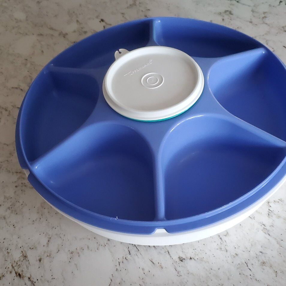 Tupperware Divided Server