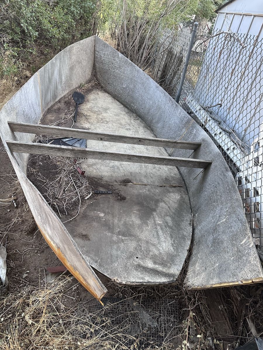 Old row boat/free fire wood.