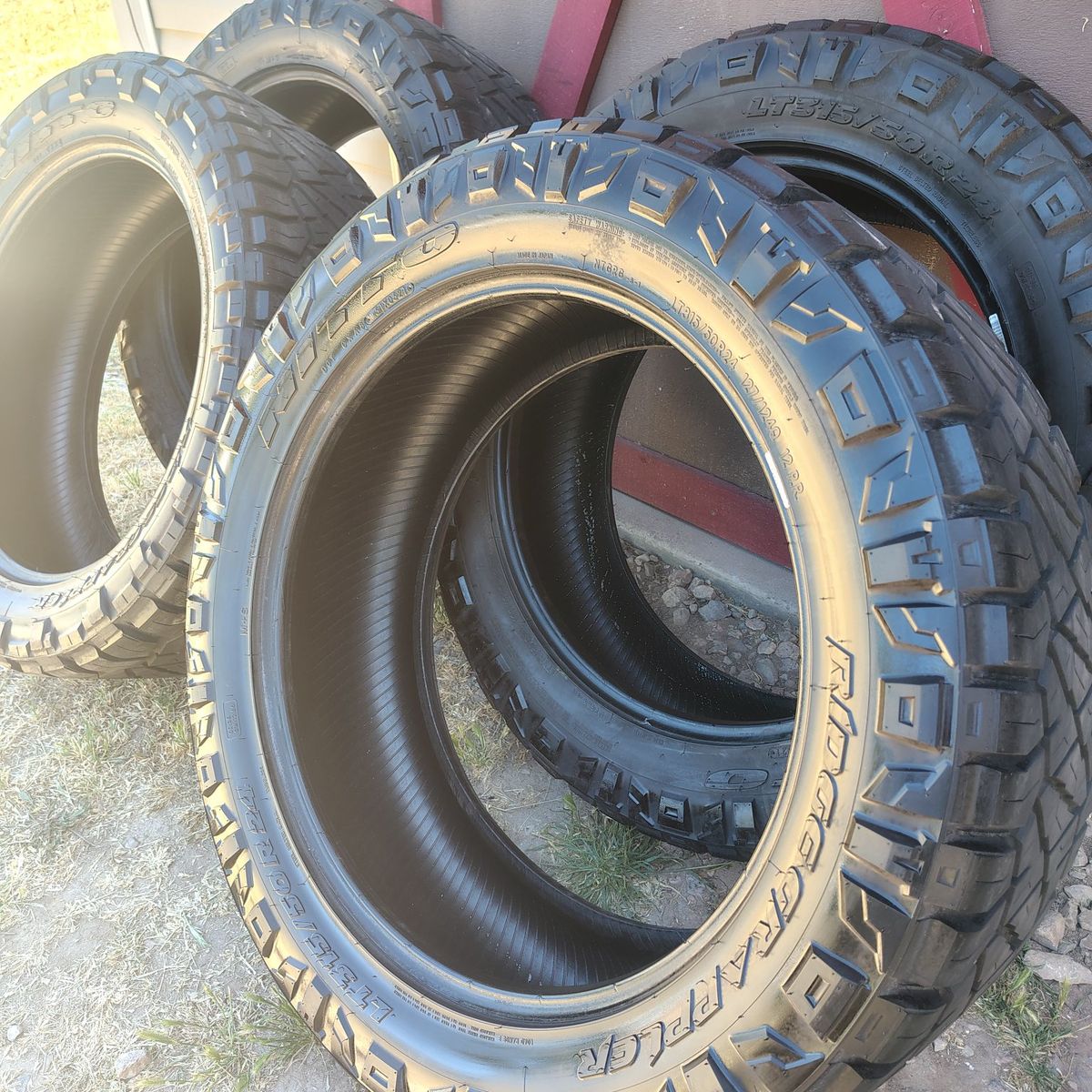 37x12.50r24 Nitto Ride grappler