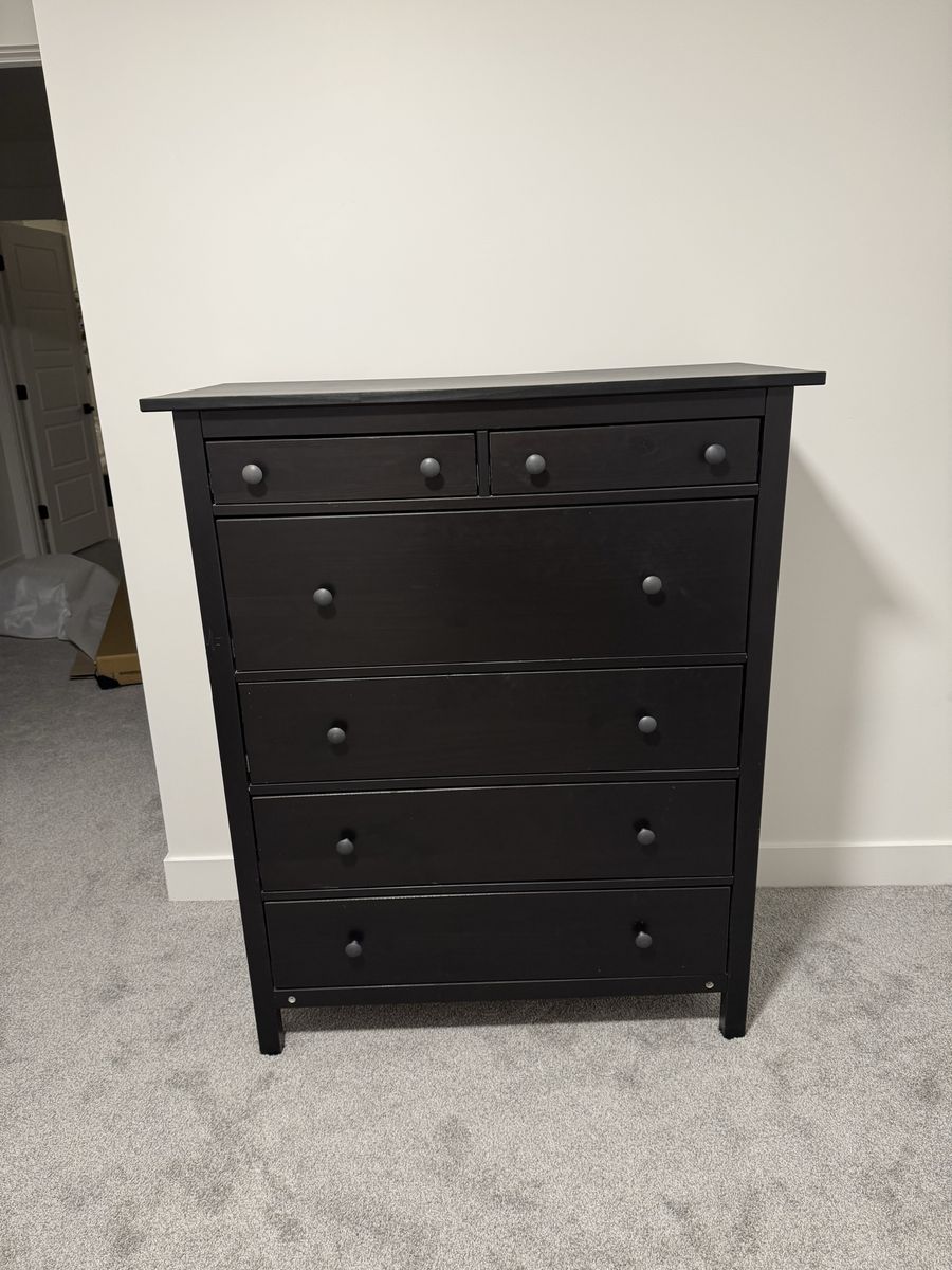 Black Dresser