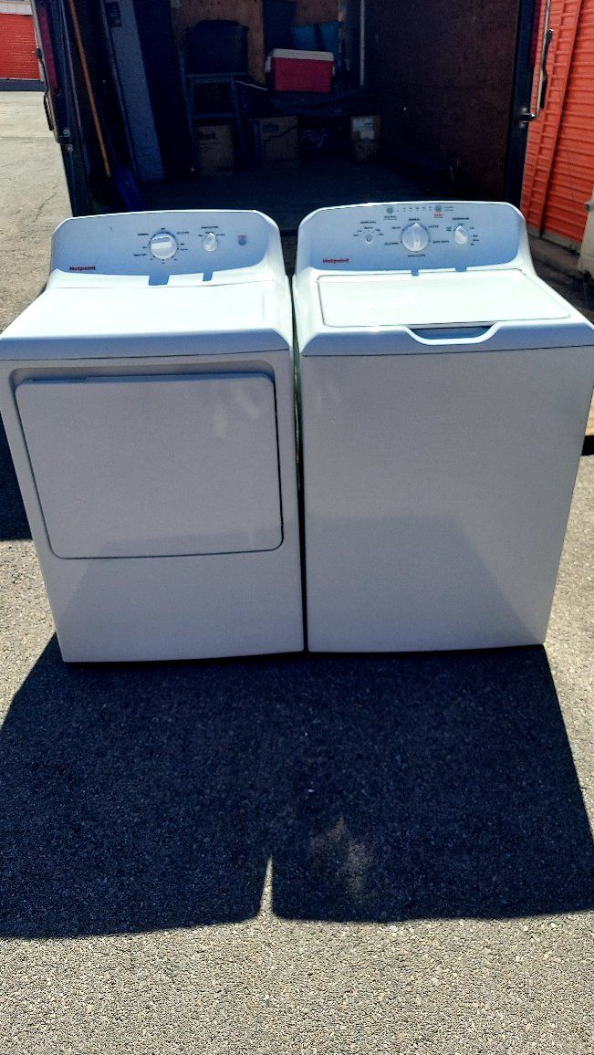 Hotpoint Washer and Dryer Matching Set