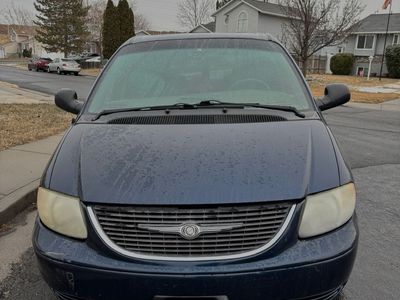 2002 Chrysler Town and Country