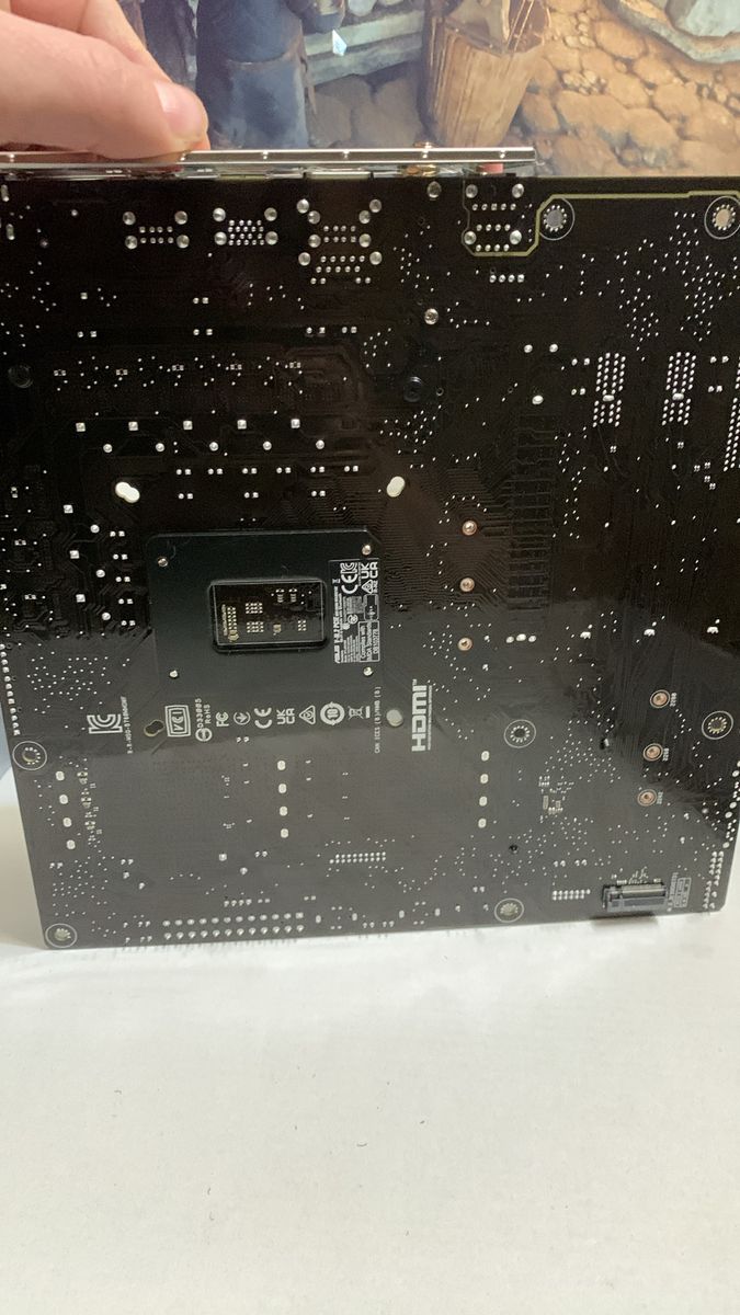 Main image 4