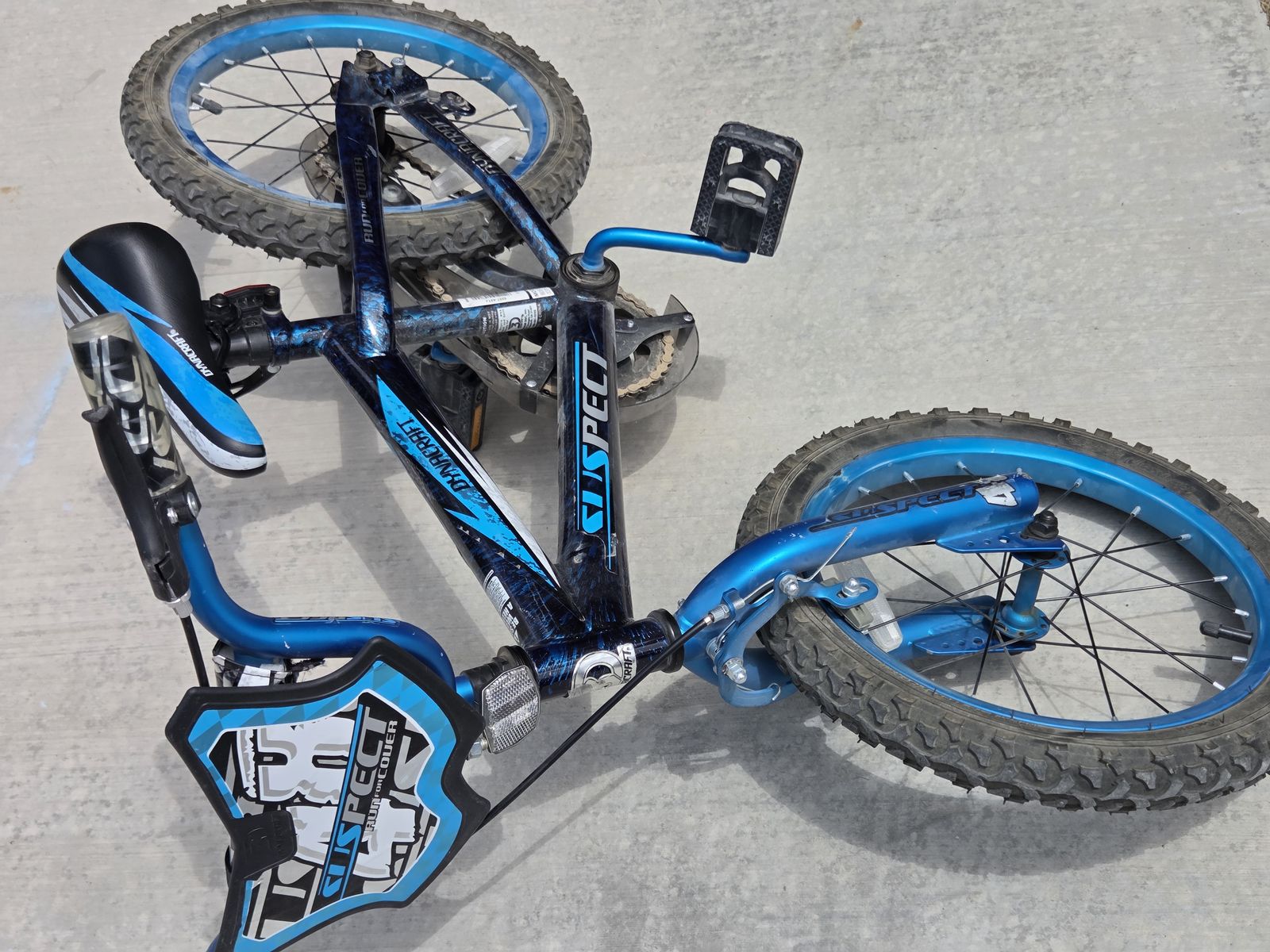 Kids boy bike 4-6 year old dynacraft