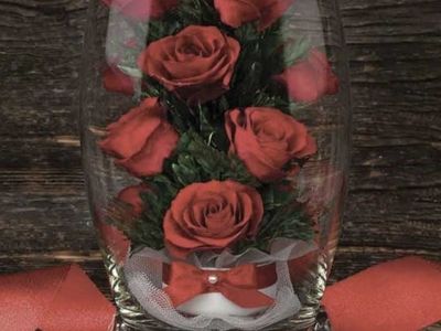 Real Preserved Red Roses with Engraved Glass Base - Brand New - Danbury Mint