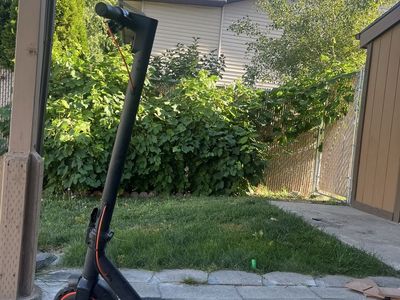Hiboy S2R Electric Scooter - 250W, 18 MPH Max Speed, Used