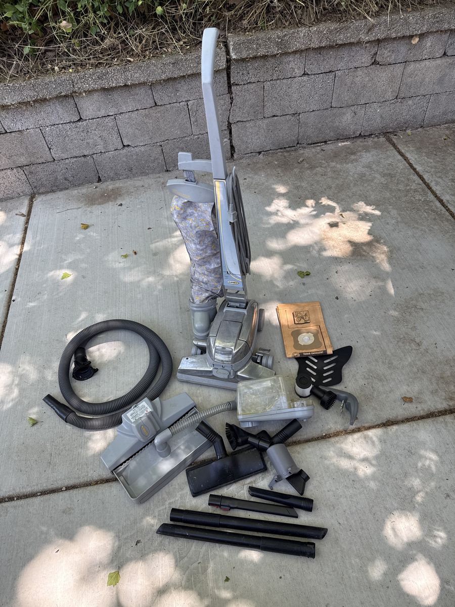 Kirby G10 Sentria Upright Vacuum Cleaner with Attachments & Manual, Bagged, Corded Electric