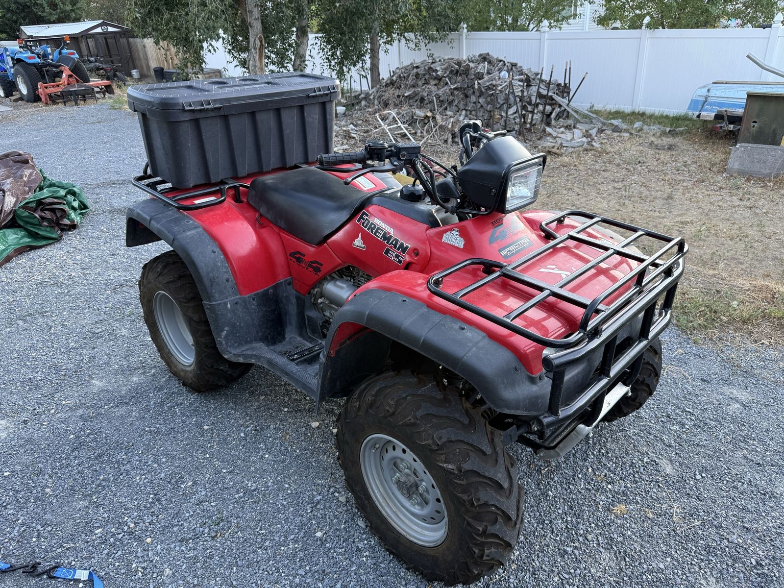 Main image 4