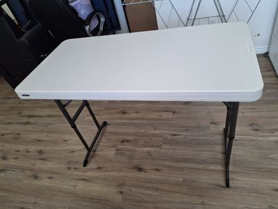 4' Lifetime Folding Table