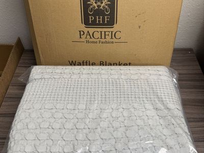 PHF King Light Grey Waffle Blanket