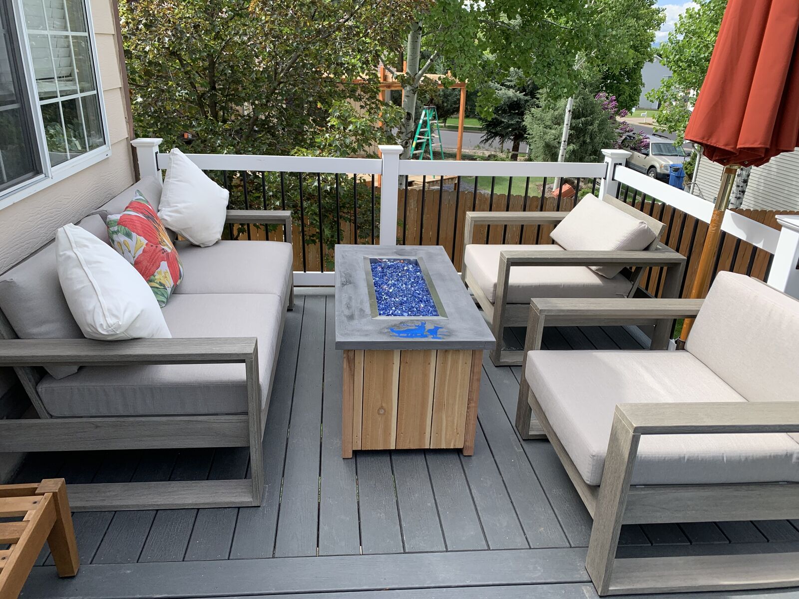 Outdoor Costum Fireplace