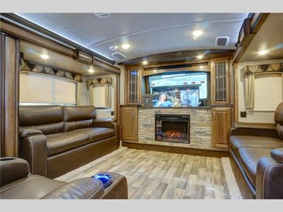 Used 2017 Keystone RV Montana 3731 FL