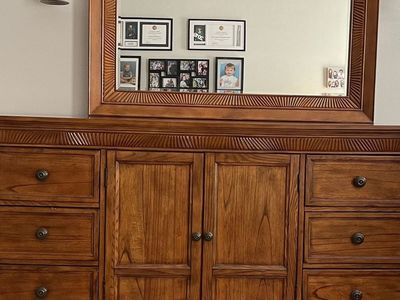 11 drawer Cindy Crawford dresser