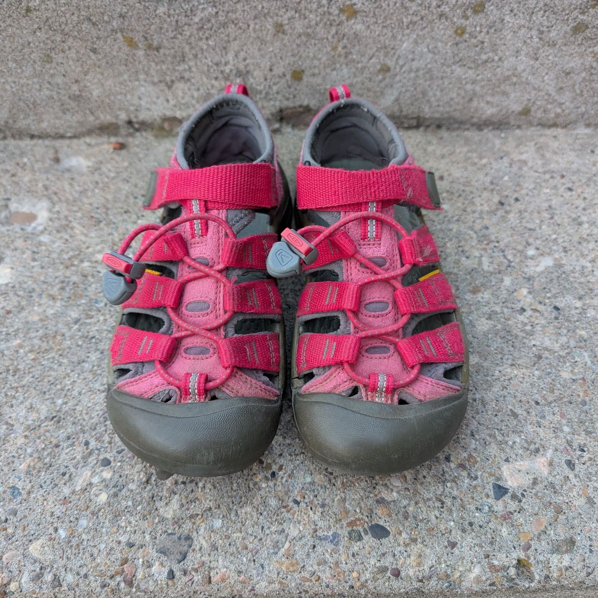 KEEN Newport H2 Water Shoes Sandals - Size 1