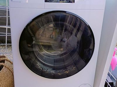 GE® 24" 2.4 cu. ft.Capacity Front Load Washer/Condenser Dryer Combo 2024