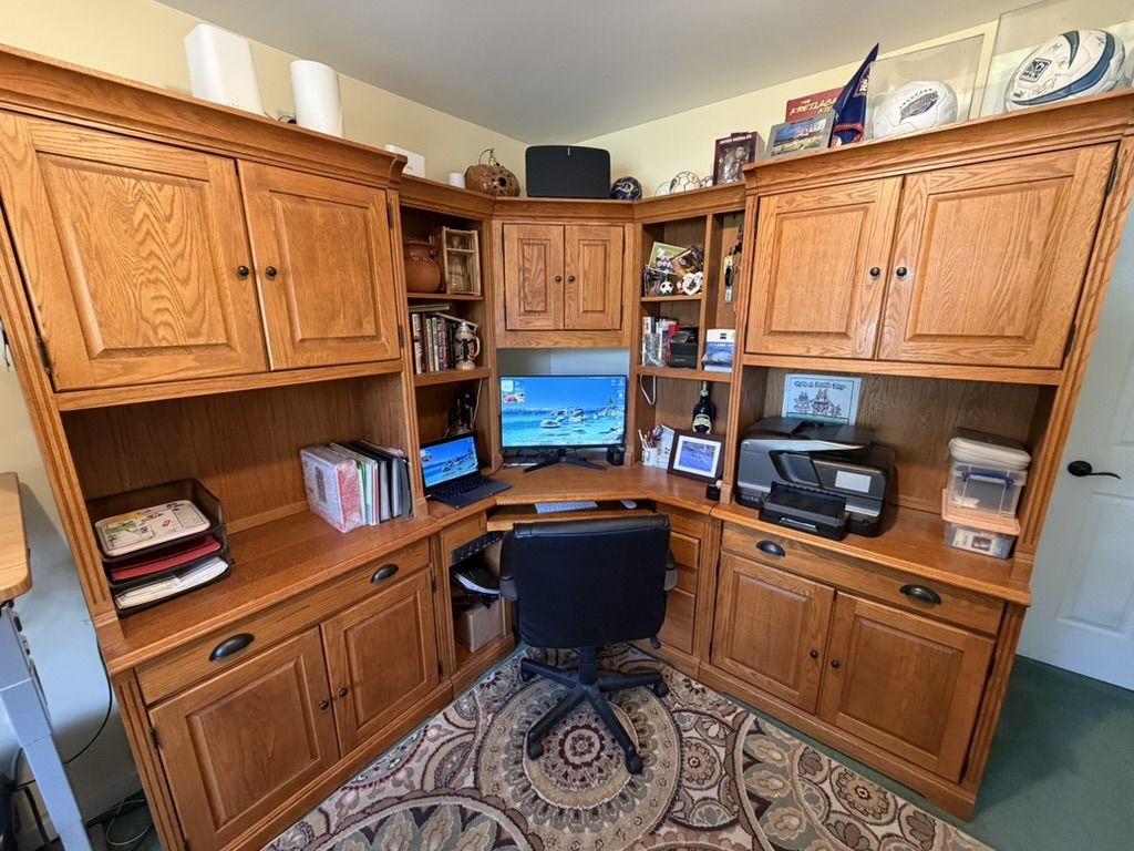 Solid Oak Corner Desk / Office Wall Unit – Excellent Condition