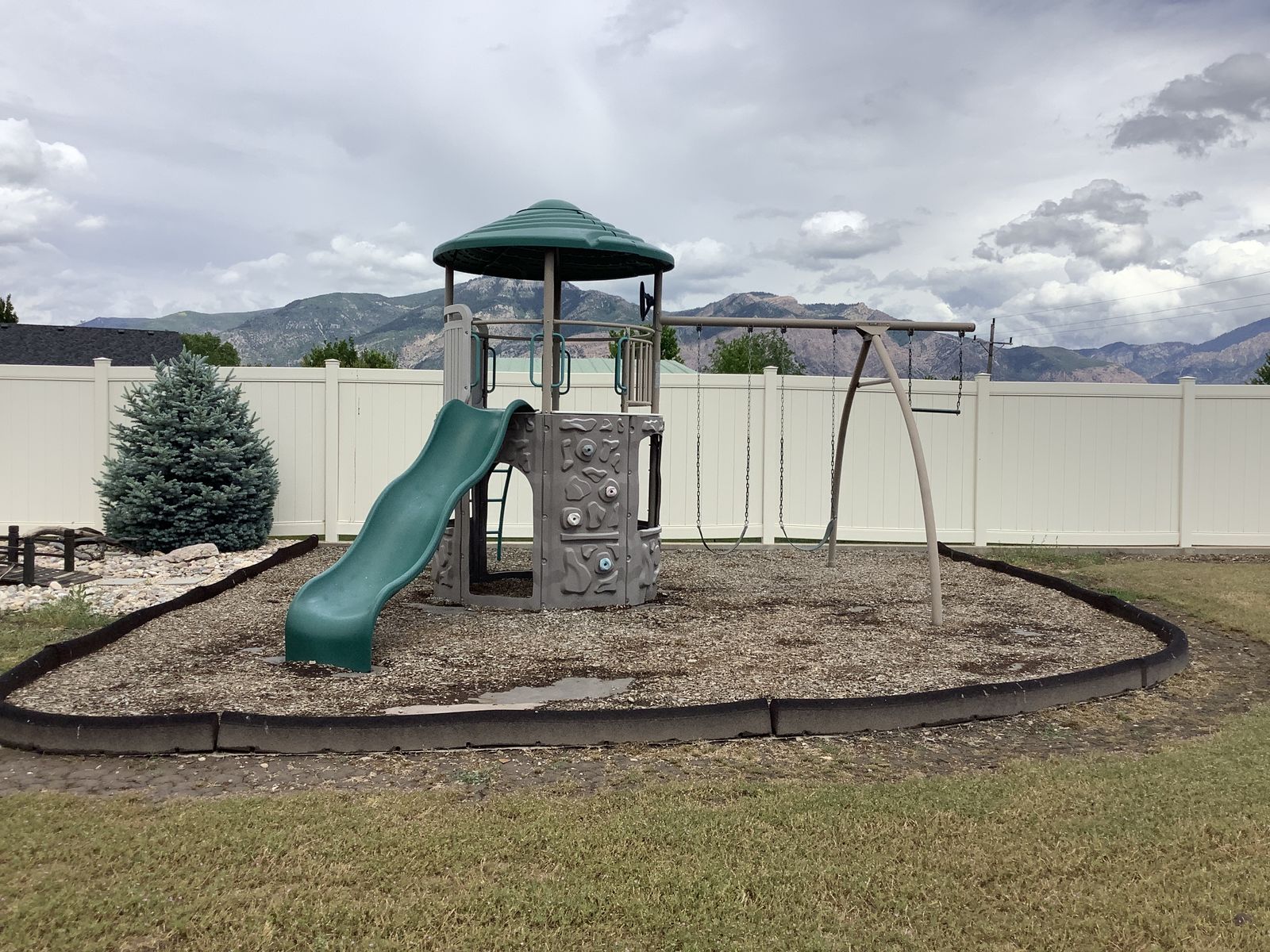 Lifetime Adventure Tower Plus Rubberific Edging